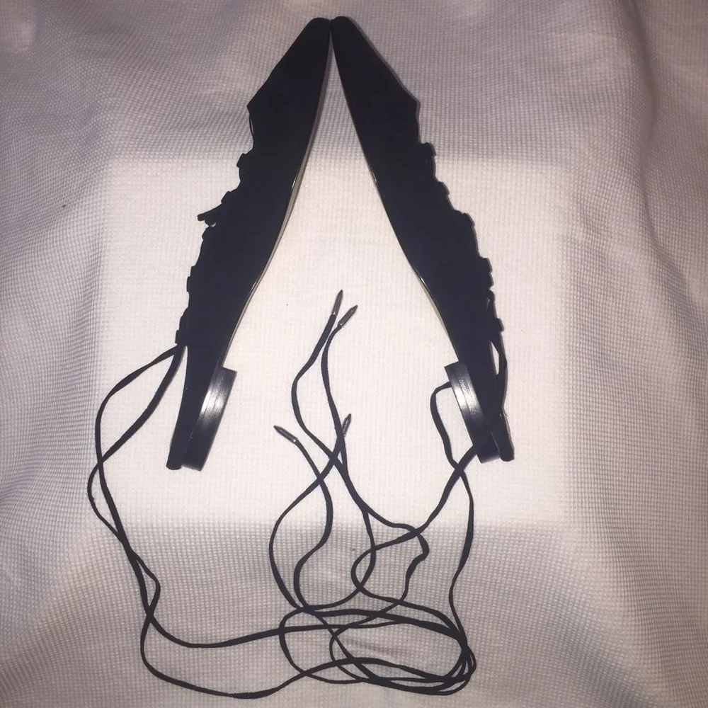 Marc Fisher LTD Sandals - Picture 2 of 3